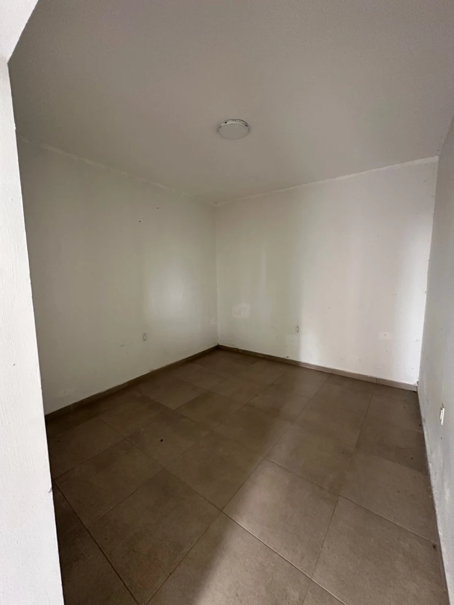 Casa en venta a precio de terreno