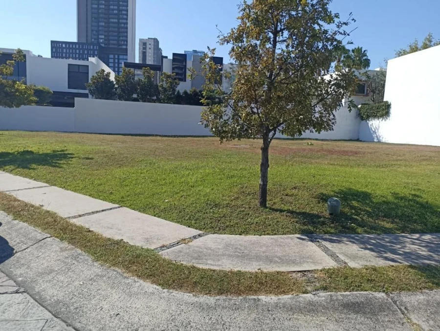 Terreno en venta, Real del Parque