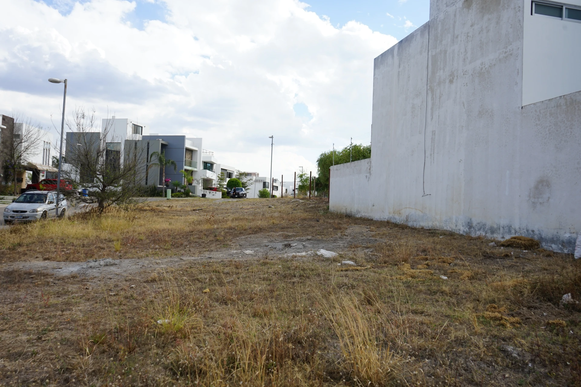 Terreno en venta en Valle Imperial dentro del coto imperio Bizantino