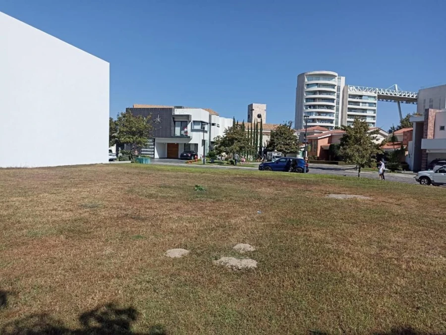 Terreno en venta, Real del Parque
