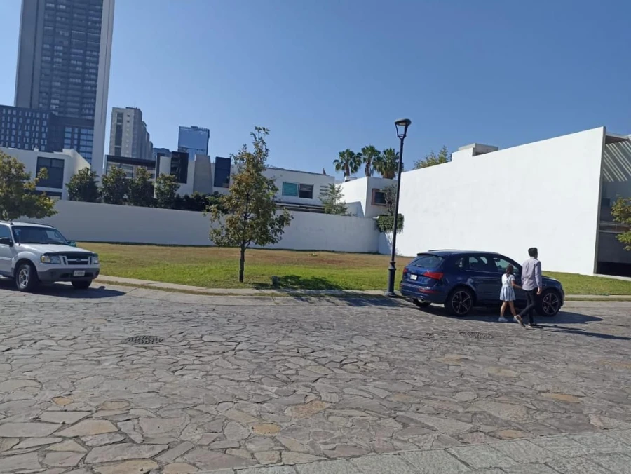 Terreno en venta, Real del Parque